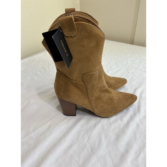 New Forever 21 Size 9 Camel Brown Faux Suede Pointed Toe Ankle Cowgirl Booties - Picture 5 of 11